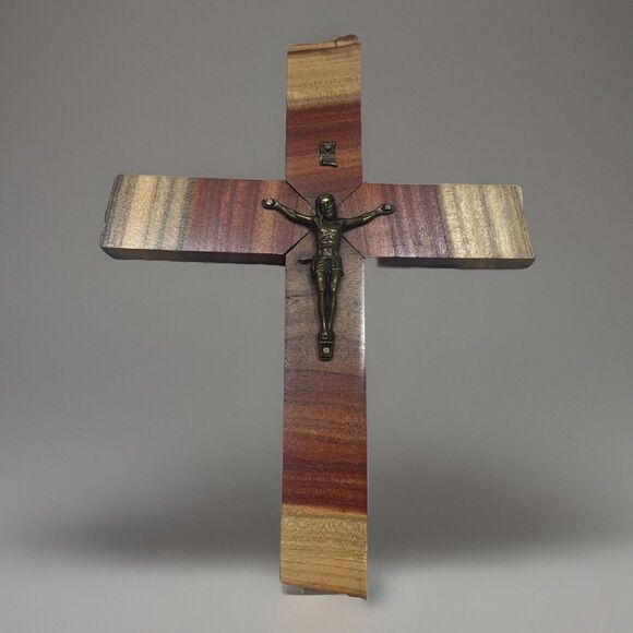 Pistachio Wood wall Cross Jesus With Crucifix Hand Made 10” Gift Arizona Signed - Picture 1 of 7